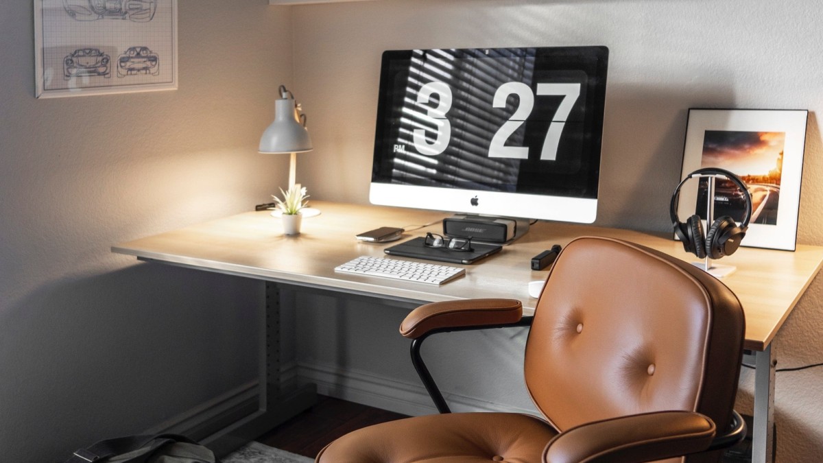 10 workspace gadgets for a futuristic home office