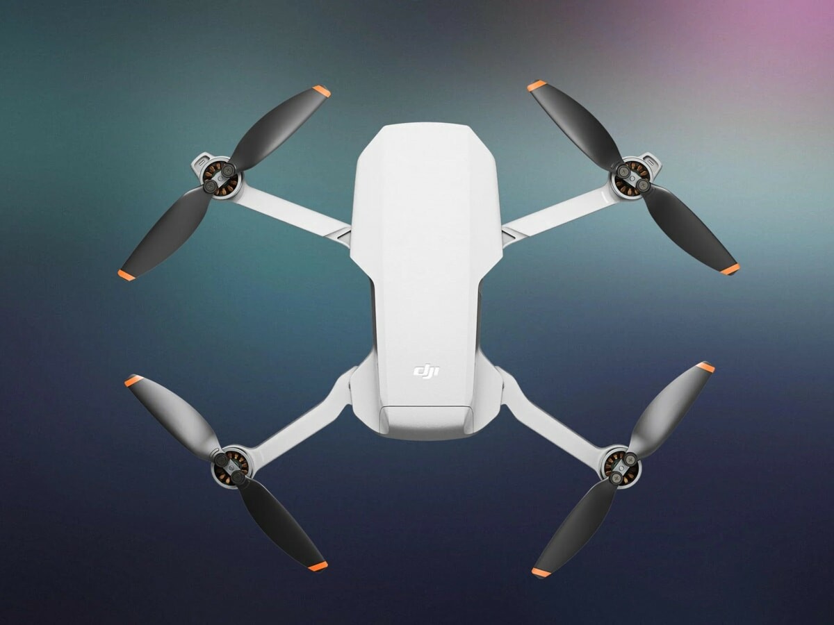 DJI Mini 2 SE tiny drone boasts the in-house long-range OcuSync 2.0 transmission system