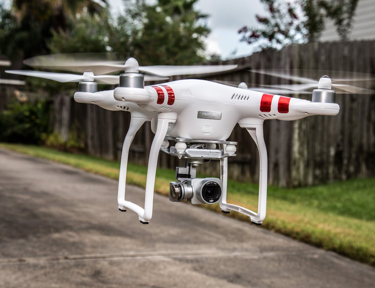 DJI Phantom 3 – Ready To Fly With Built-In Camera‎