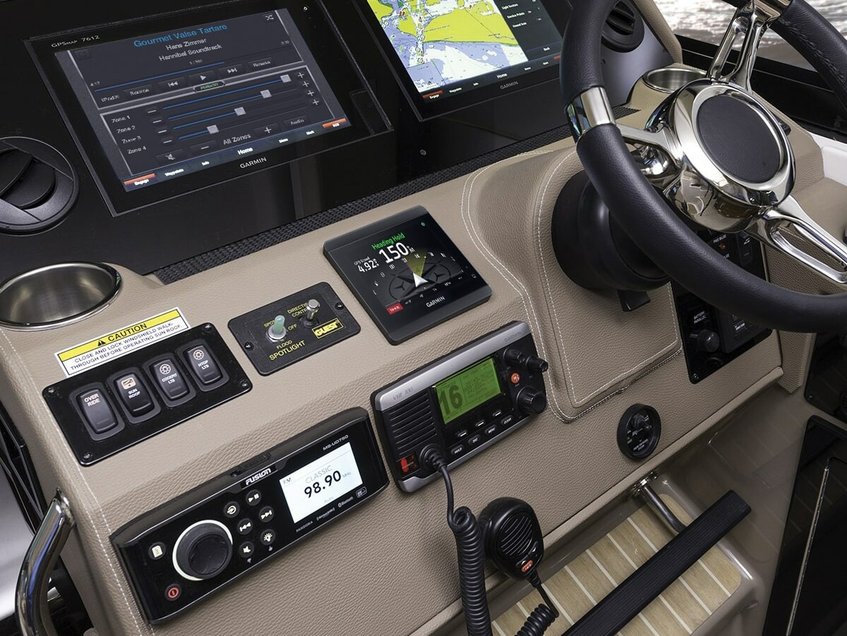 Garmin GHC 50 marine autopilot instrument helps you navigate on the water with ease