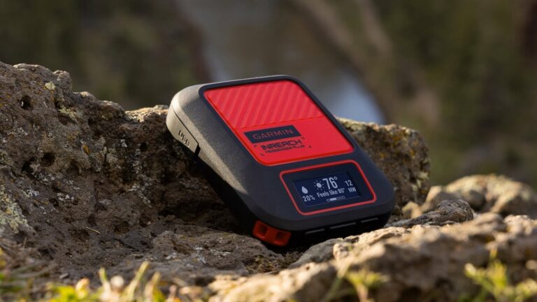 inReach Messenger Plus: SOS Communicator with Photo & More by Garmin on Gadget Flow