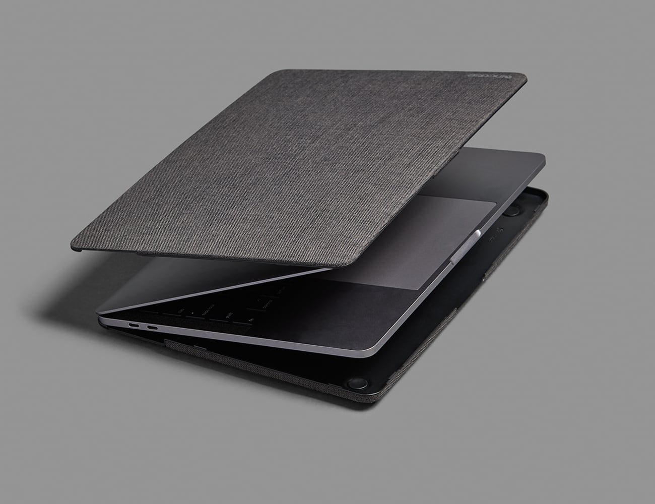 Incase MacBook Textured Hardshell Laptop Case is an achievement in both form and function