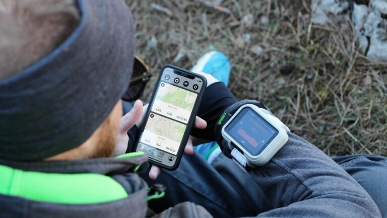 KAPTREK GPS outdoor guide is a smartwatch, communicator, sport tracker & drone remote