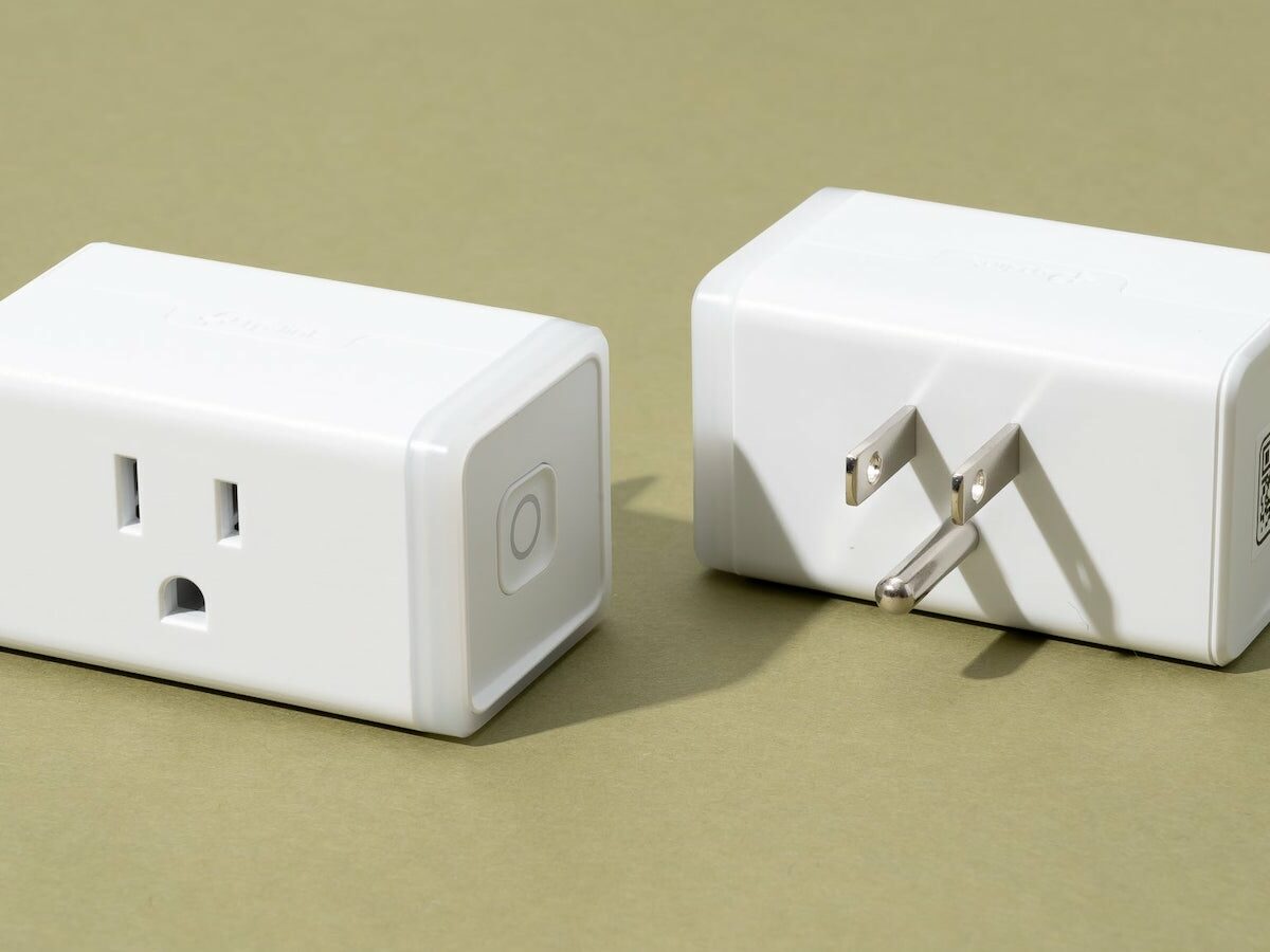 Kasa Smart Wi-Fi Plug Mini: Compact Design and Easy Setup by TP-Link on Gadget Flow