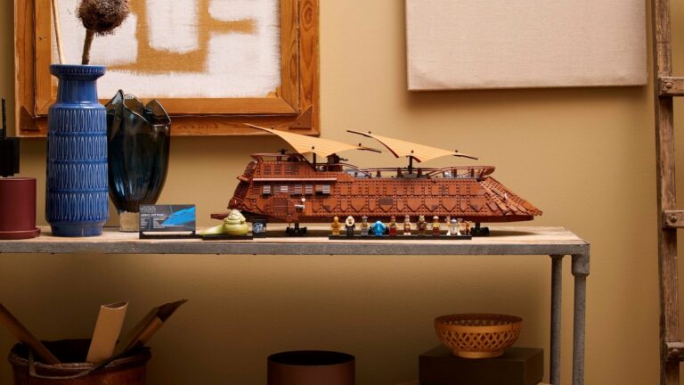 Jabba’s Sail Barge: Ultimate Collector Series Display Set by LEGO on Gadget Flow