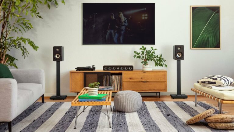 Signature Elite ES15: High-Quality Compact Bookshelf Speakers by Polk on Gadget Flow