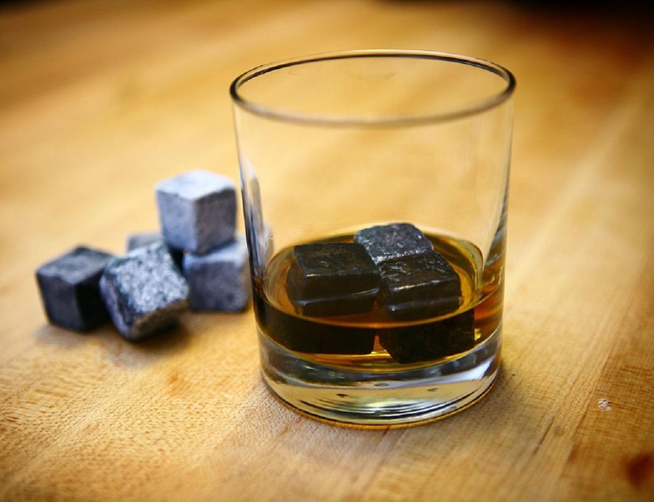 Scotch Rocks chill your whiskey to perfection