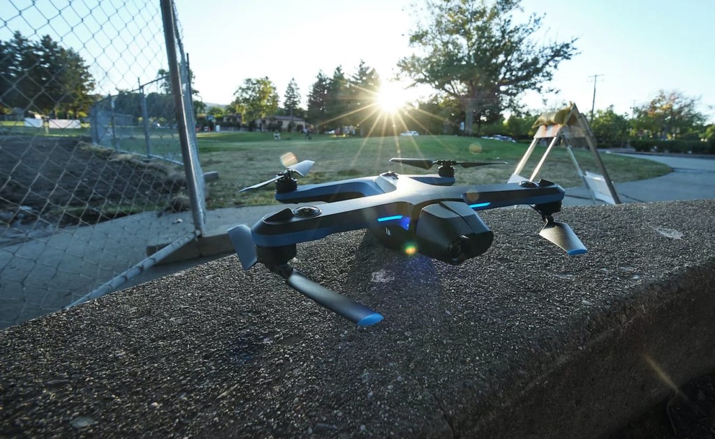 v Skydio 2 Autonomous Drone